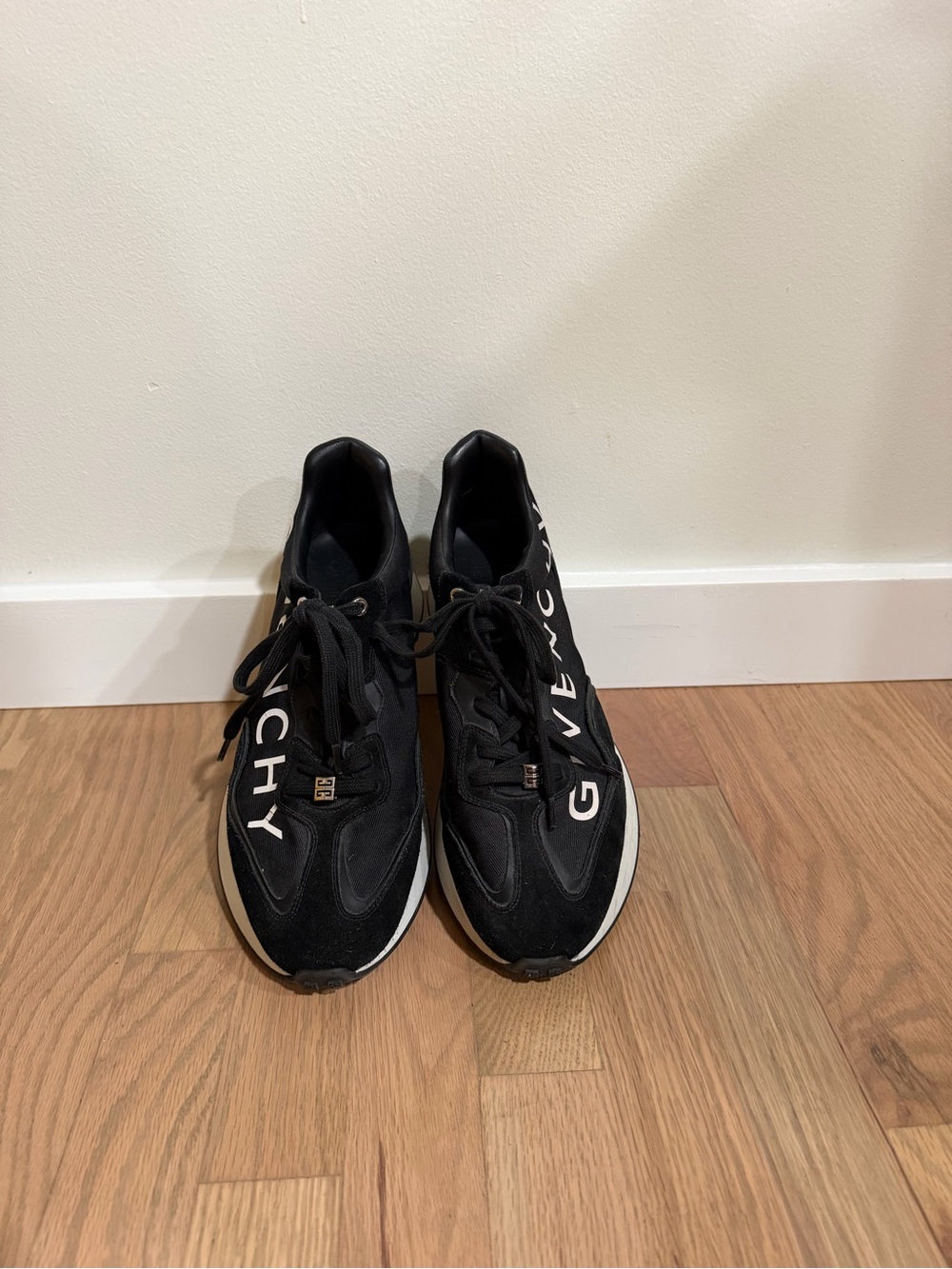 Givenchy Black Logo-Embroidered Low-Top Sneakers